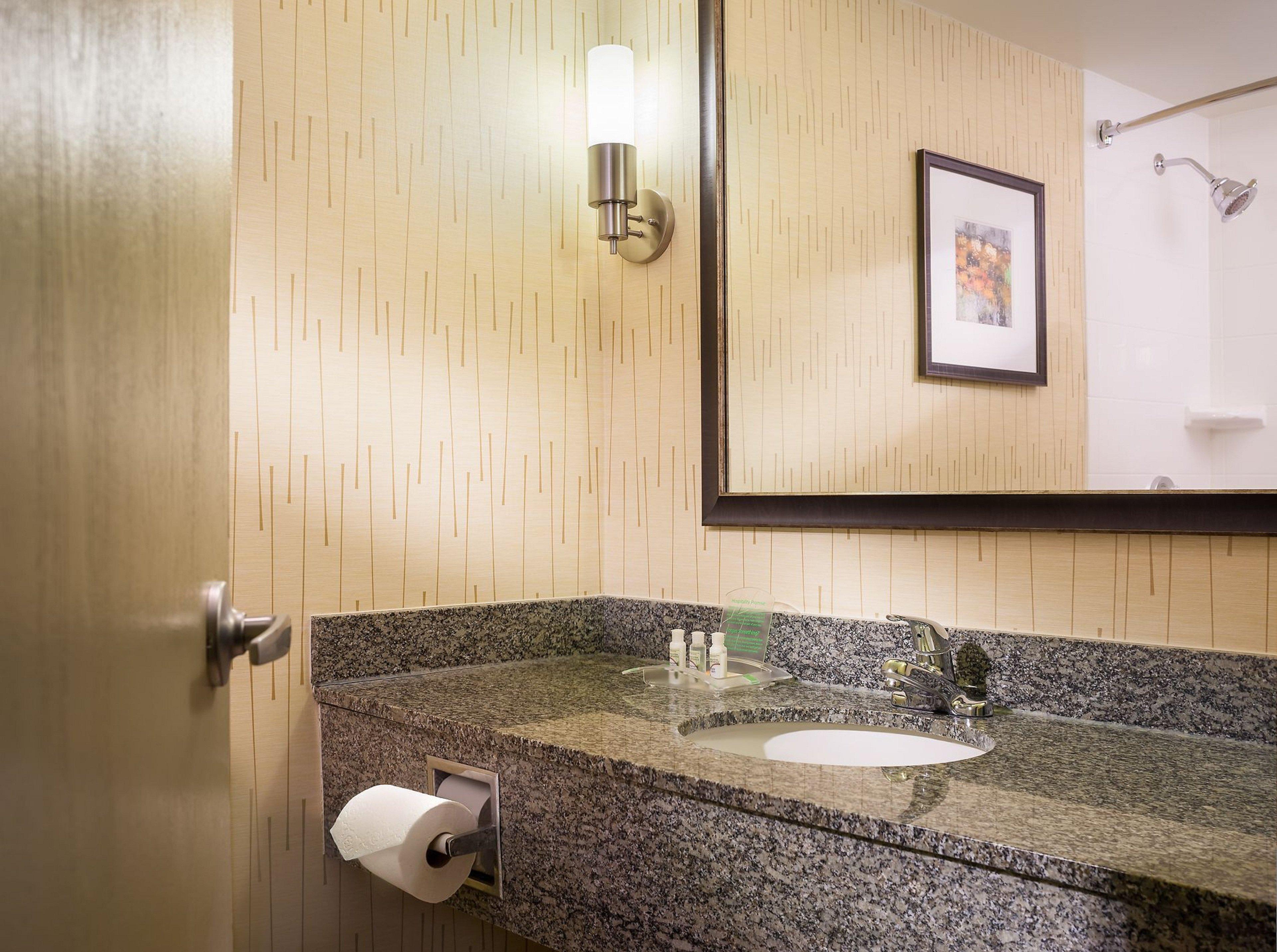 Holiday Inn Hartford Downtown Area, An Ihg Hotel East Hartford Exterior foto